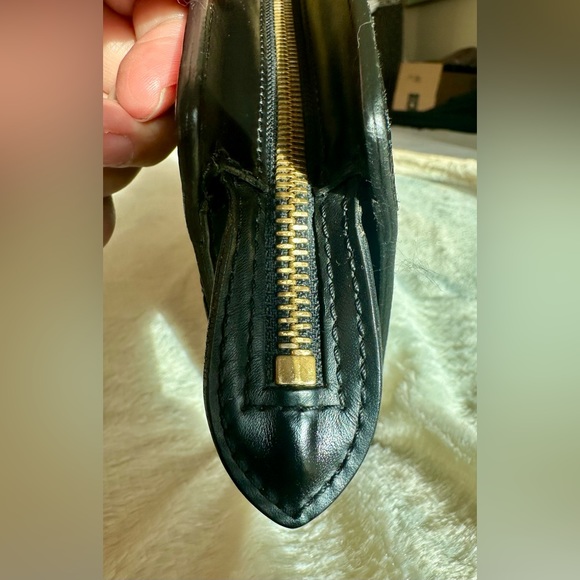 Louis Vuitton Black Epi Pouchette Homme Clutch - Picture 6 of 15